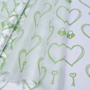 Пленка матовая Ключик к сердцу 70см x 10м зеленый
