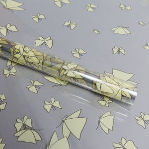 Пленка цветная 60см Мотыльки желтый нежный