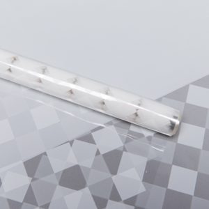 Пленка цветная "Шахматка" 70см*10м, белый