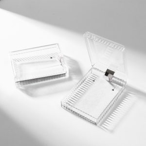 Футляр пластиковый под набор "Прямоугольник" 7*4,5, вставка белая 9901812