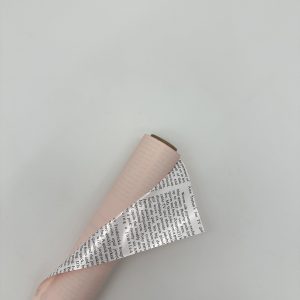 Пленка матовая двухцветная 60см*10м, Газета розовый 1075