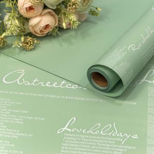 Плёнка 0,58*10м матовая с надписями 65мкм Бледно-зелёный 9598