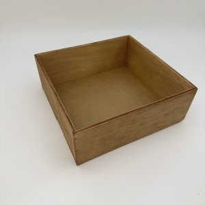 Бокс 25*25*9см., фанера, квадрат без перегородки