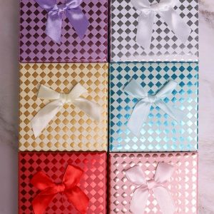 Коробка квадрат 9х9х5см ромбики микс