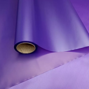 Пленка матовая 60см х 20м на втулке фиолетовый