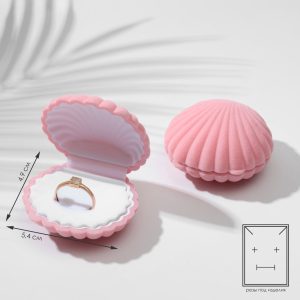 Футляр под серьги, кулон «Ракушка», 6×5.5 см, бархатный, розовый