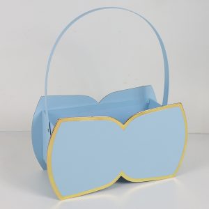 Коробка для цветов/подарков "Бантик" 24*10,3*13,5(28,5)H см, 1 шт., св.голубой