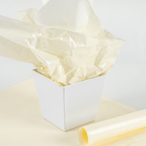 Бумага тишью Влагостойкая "Перламутр" 48*68см Кремовая-17 20 листов