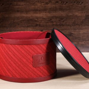 Коробка подарочная с крышкой 22*22*14, красный