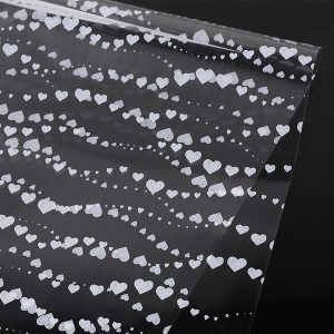 Упак. материал флористическая пленка "Сердечные нити", 50 мкр, 57 см х 10 м, белый